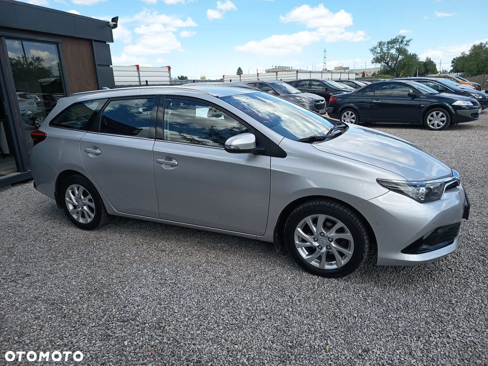 Toyota Auris 1.6 Dynamic - 15