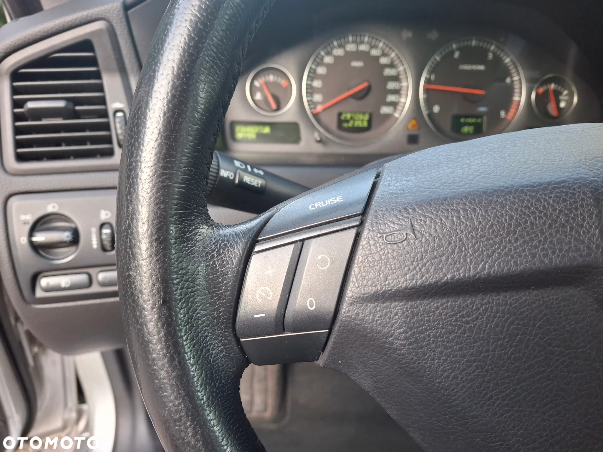 Volvo S60 2.4D5 Kinetic - 13