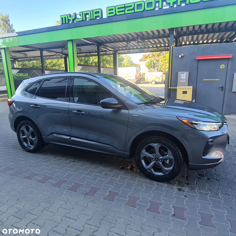 Ford Escape - 10