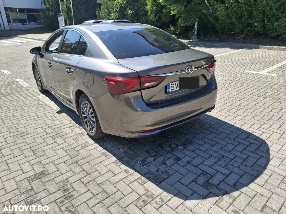 Toyota Avensis 1.8 Elegance - 2