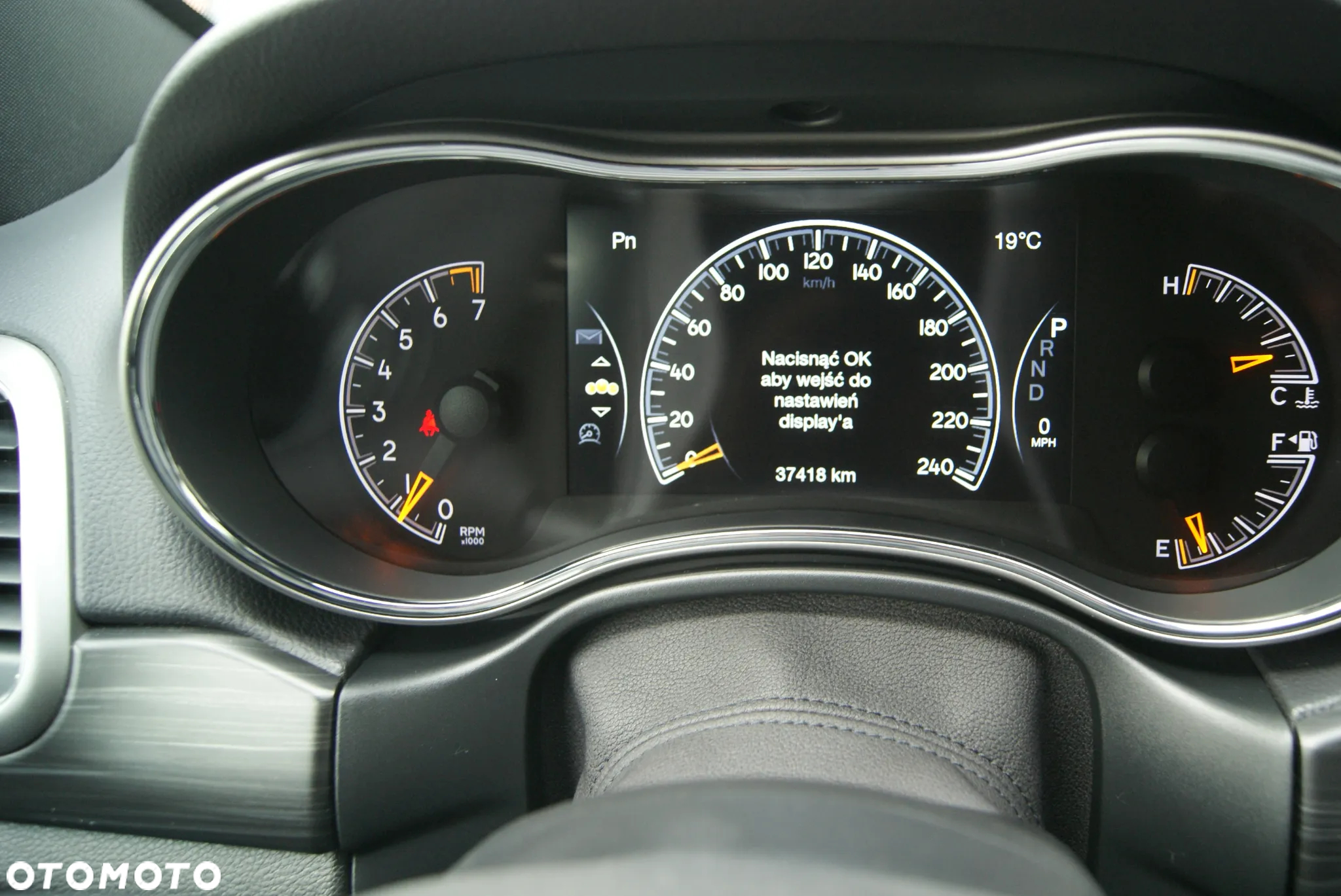 Jeep Grand Cherokee - 20
