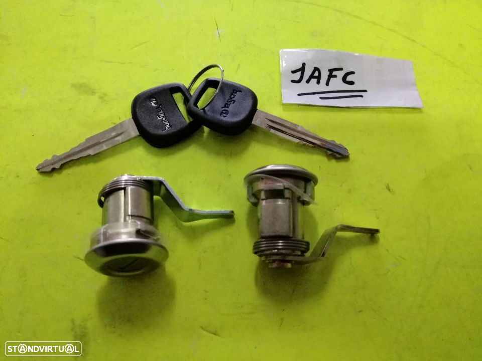 Kit de canhões das portas Toyota Dyna 150 ,250 e 280 NOVOS - 2