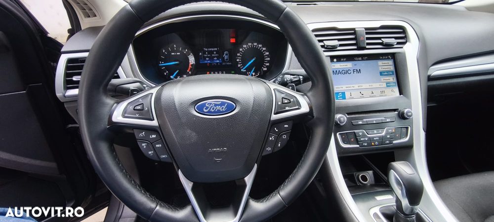Ford Mondeo 2.0 TDCi Powershift Business - 12