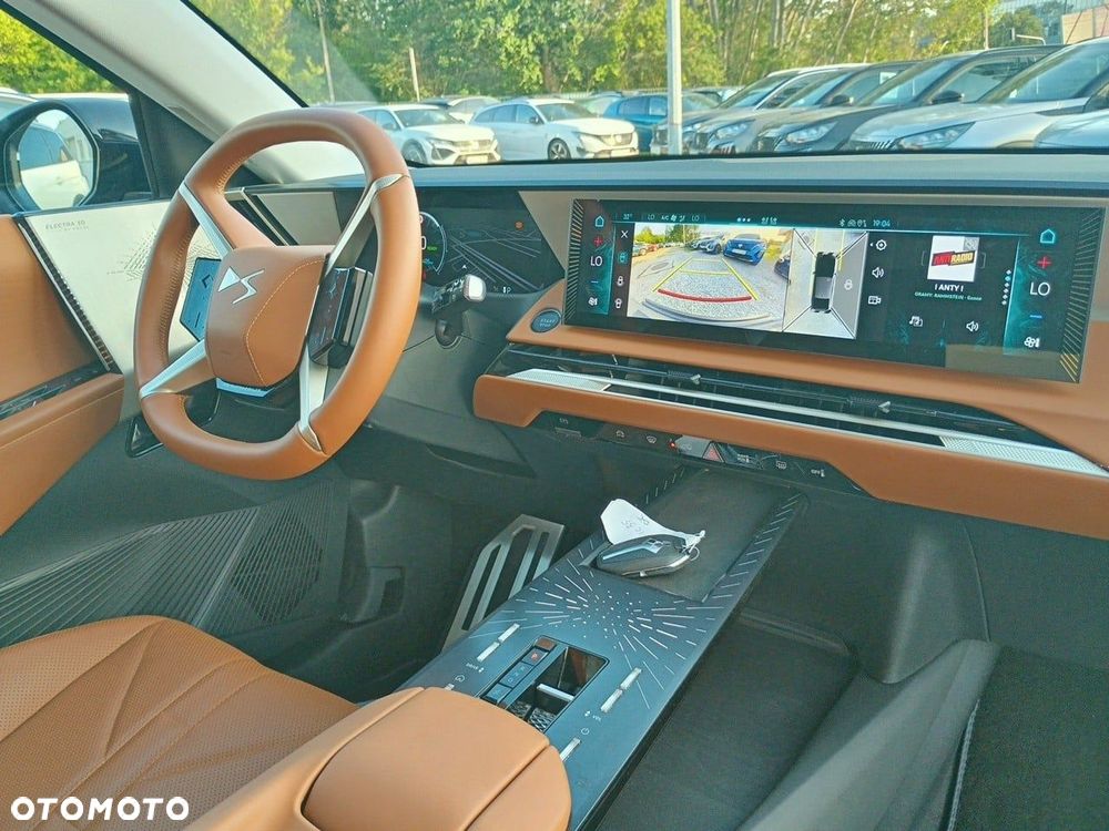 DS Automobiles N°8 - 17