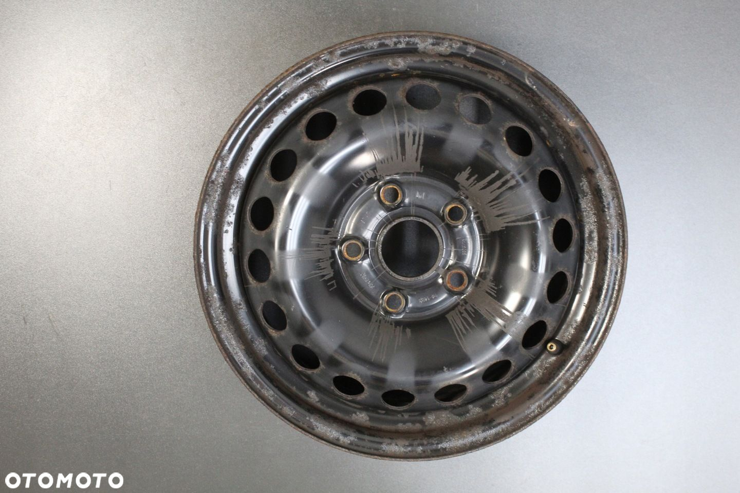 Felgi 15 5x112 VW Golf V Skoda Octavia F4986-30 - 2