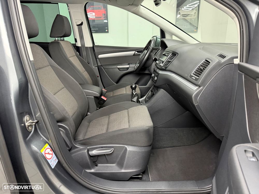 VW Sharan 2.0 TDi BlueMotion - 21