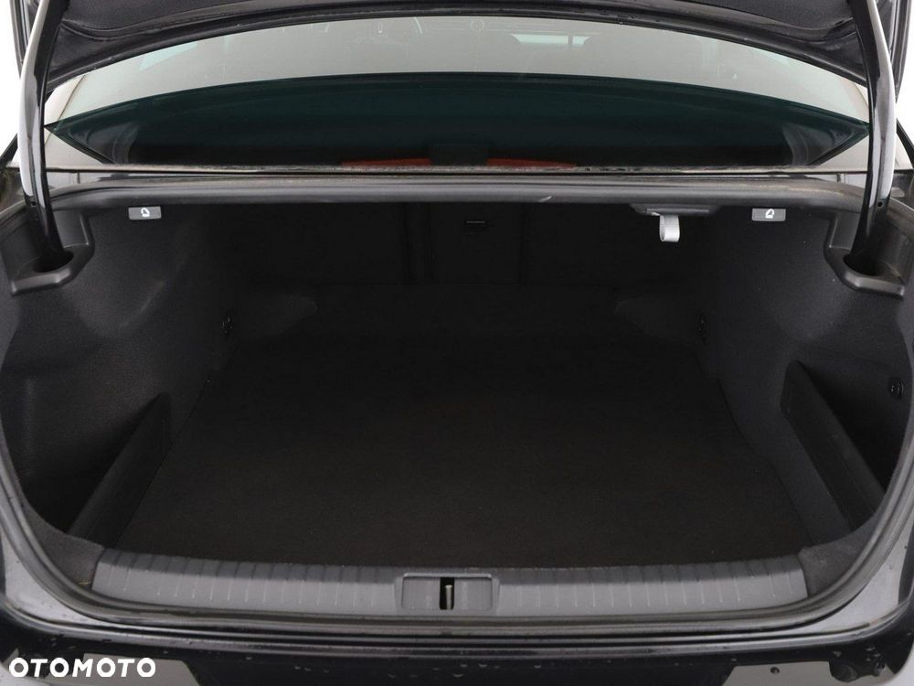 Volkswagen Passat 1.4 TSI (BlueMotion Technology) Comfortline - 21