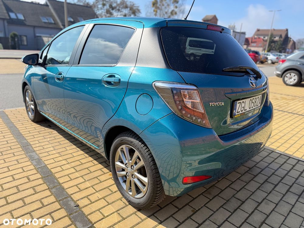 Toyota Yaris 1.33 VVT-i Edition 2014 - 8