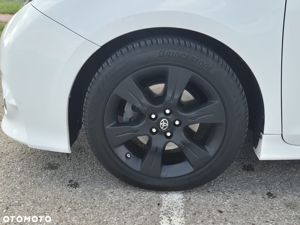 Toyota Sienna 3.5 V6 SE - 6