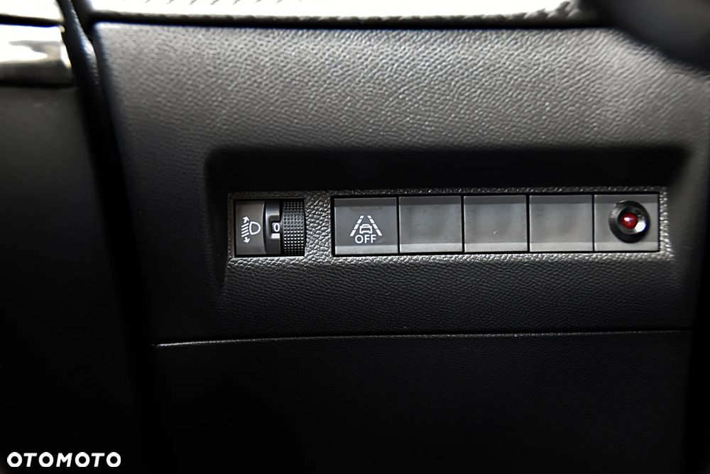 Peugeot 208 1.2 PureTech Allure S&S EAT8 - 38