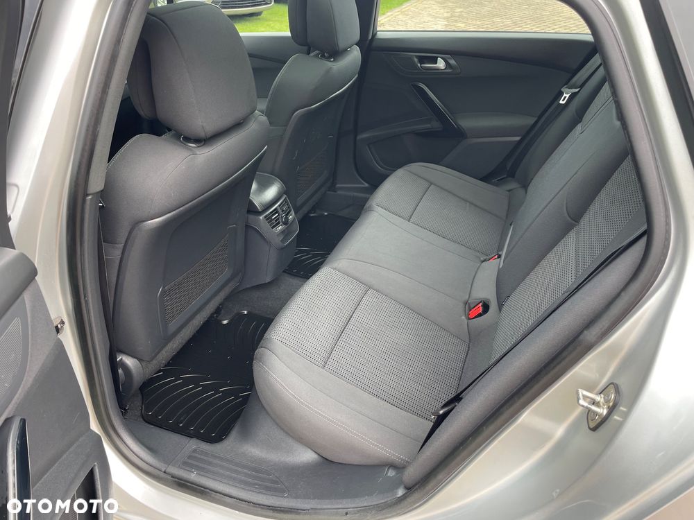 Peugeot 508 - 8