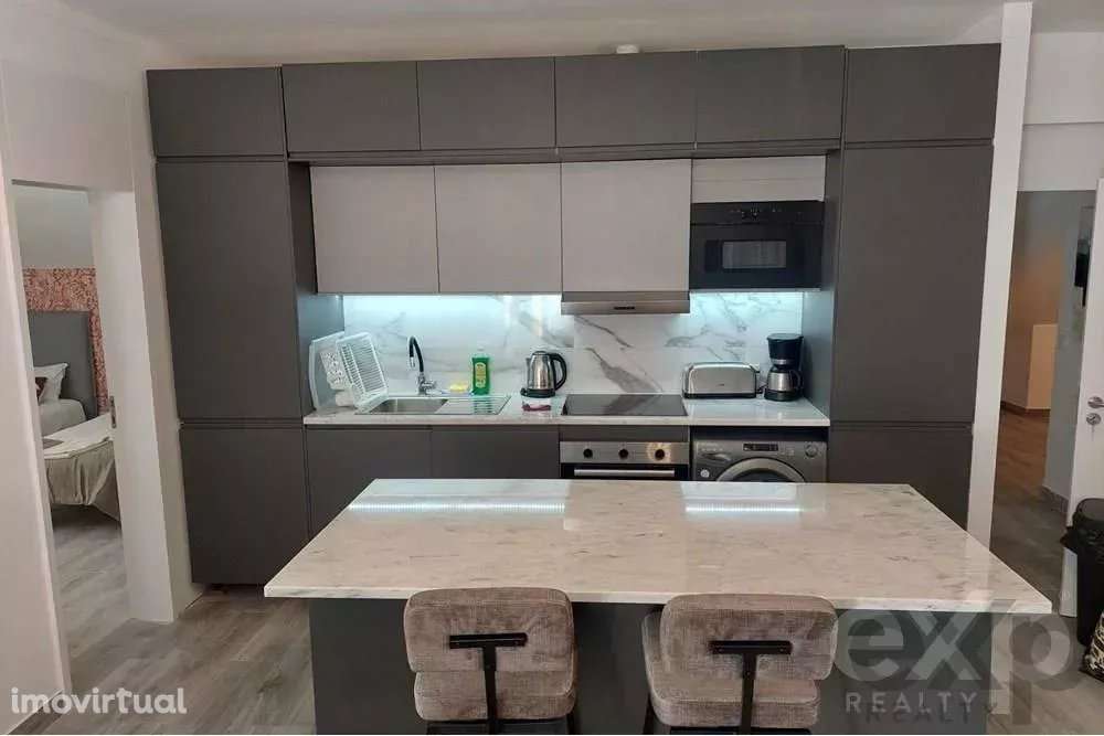 Moradia isolada V7, Remodelada – União de Freguesias de Carregado e Ca - Grande imagem: 2/14