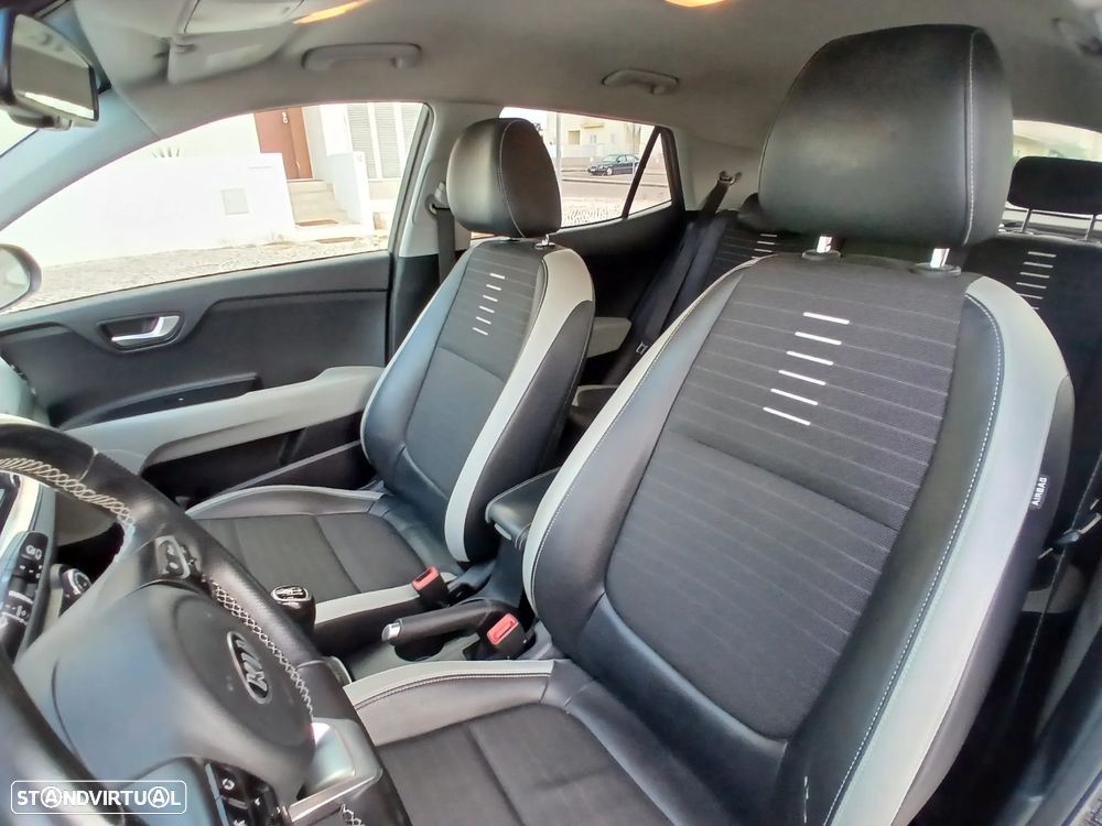 Kia Stonic 1.0 T-GDI TX - 22