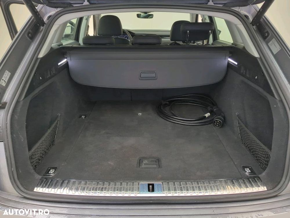 Audi e-tron 55 quattro - 14