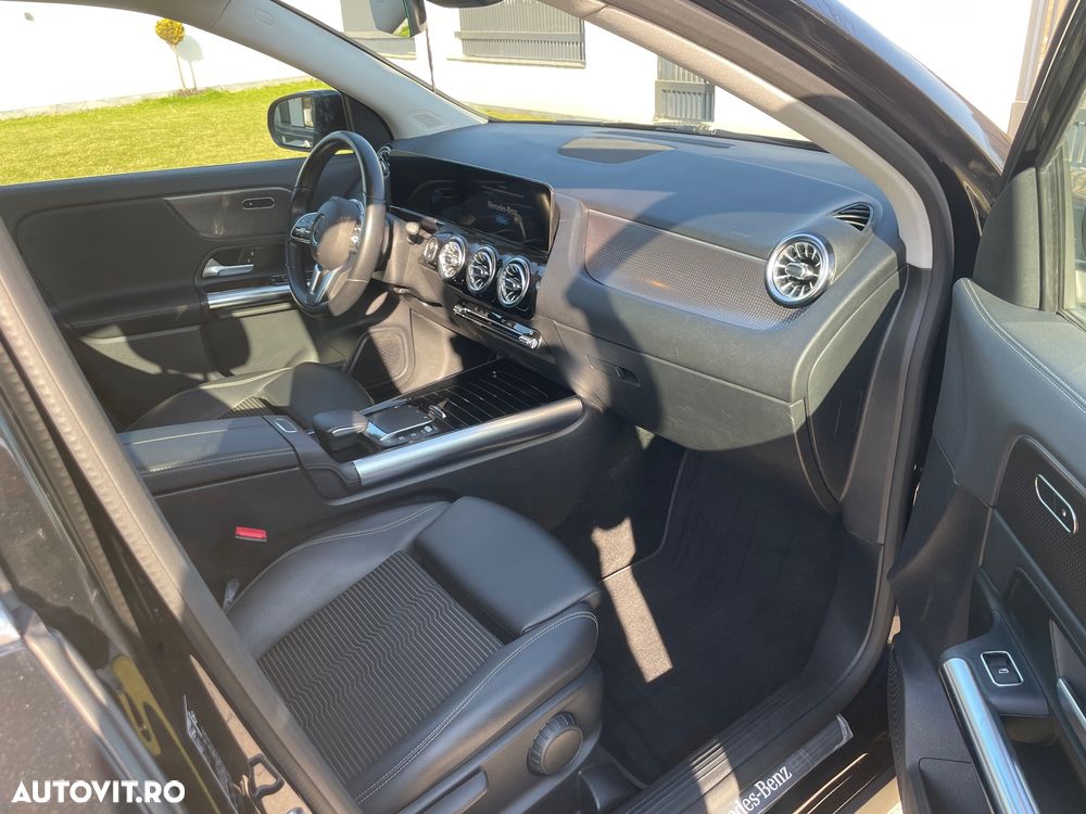 Mercedes-Benz GLA 250 4MATIC 8G-DCT Progressive - 14