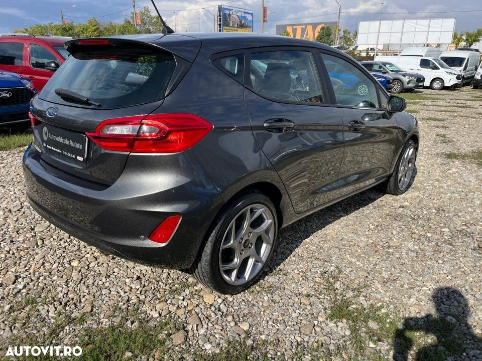 Ford Fiesta - 6