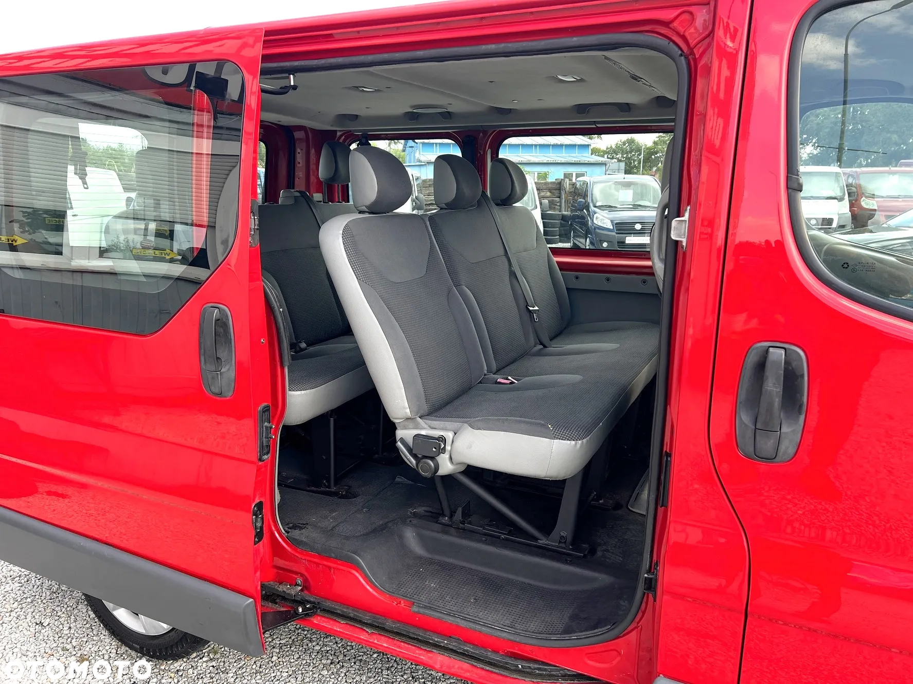Opel Vivaro L1H1 Tour Cosmo - 11