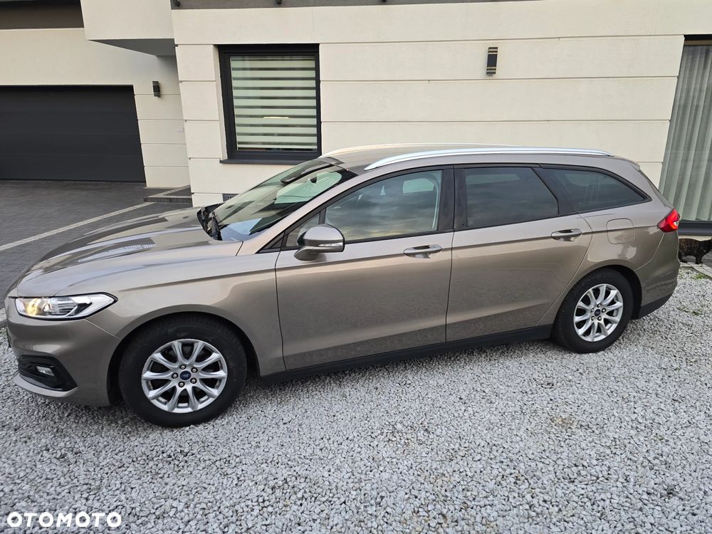 Ford Mondeo - 10