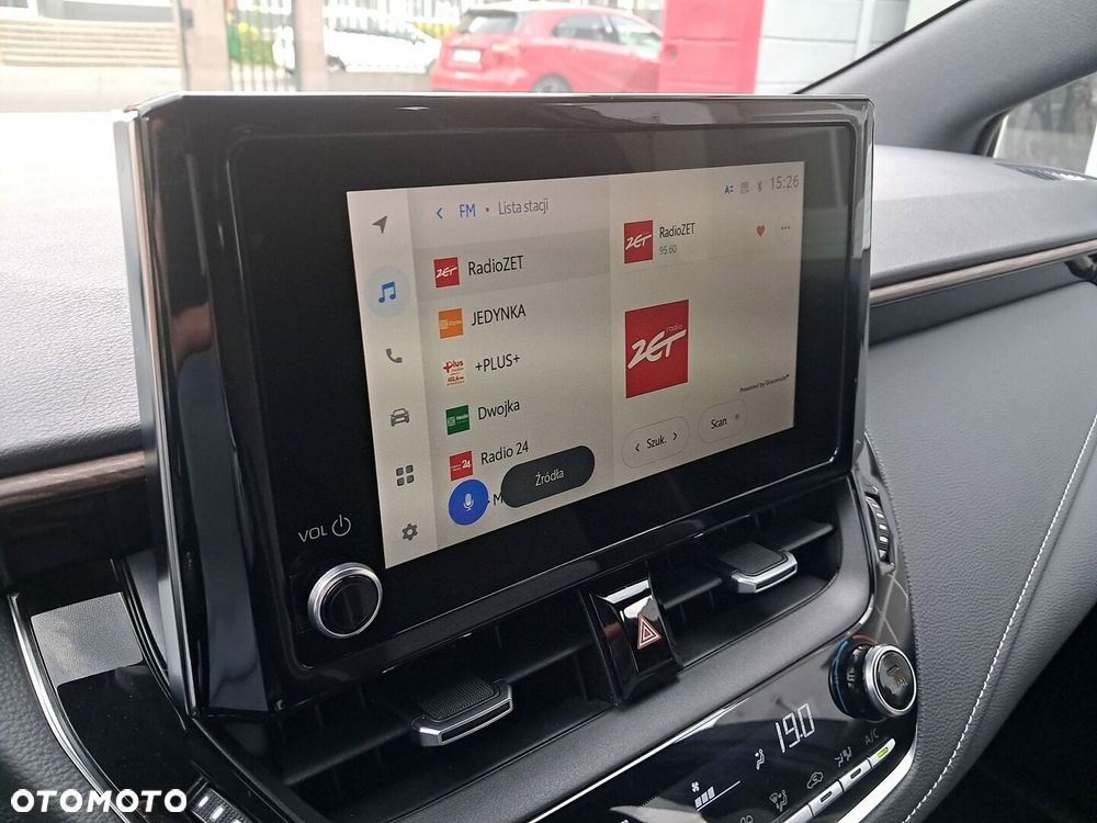 Toyota Corolla 2.0 Hybrid Trek - 20
