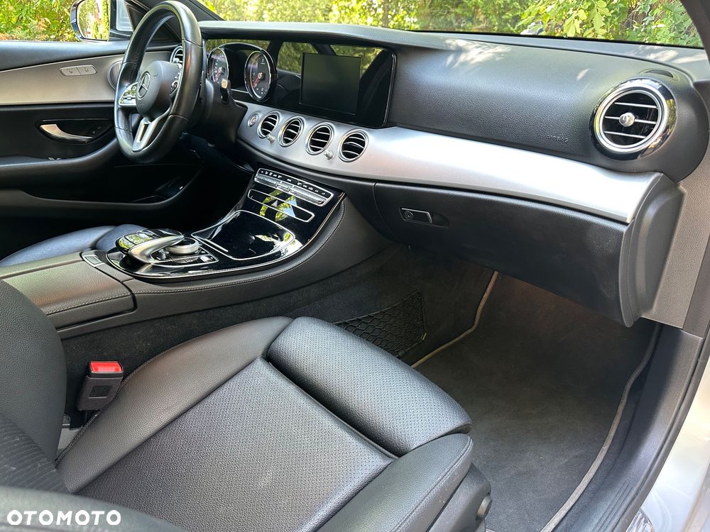 Mercedes-Benz Klasa E 220 d 9G-TRONIC Avantgarde - 9