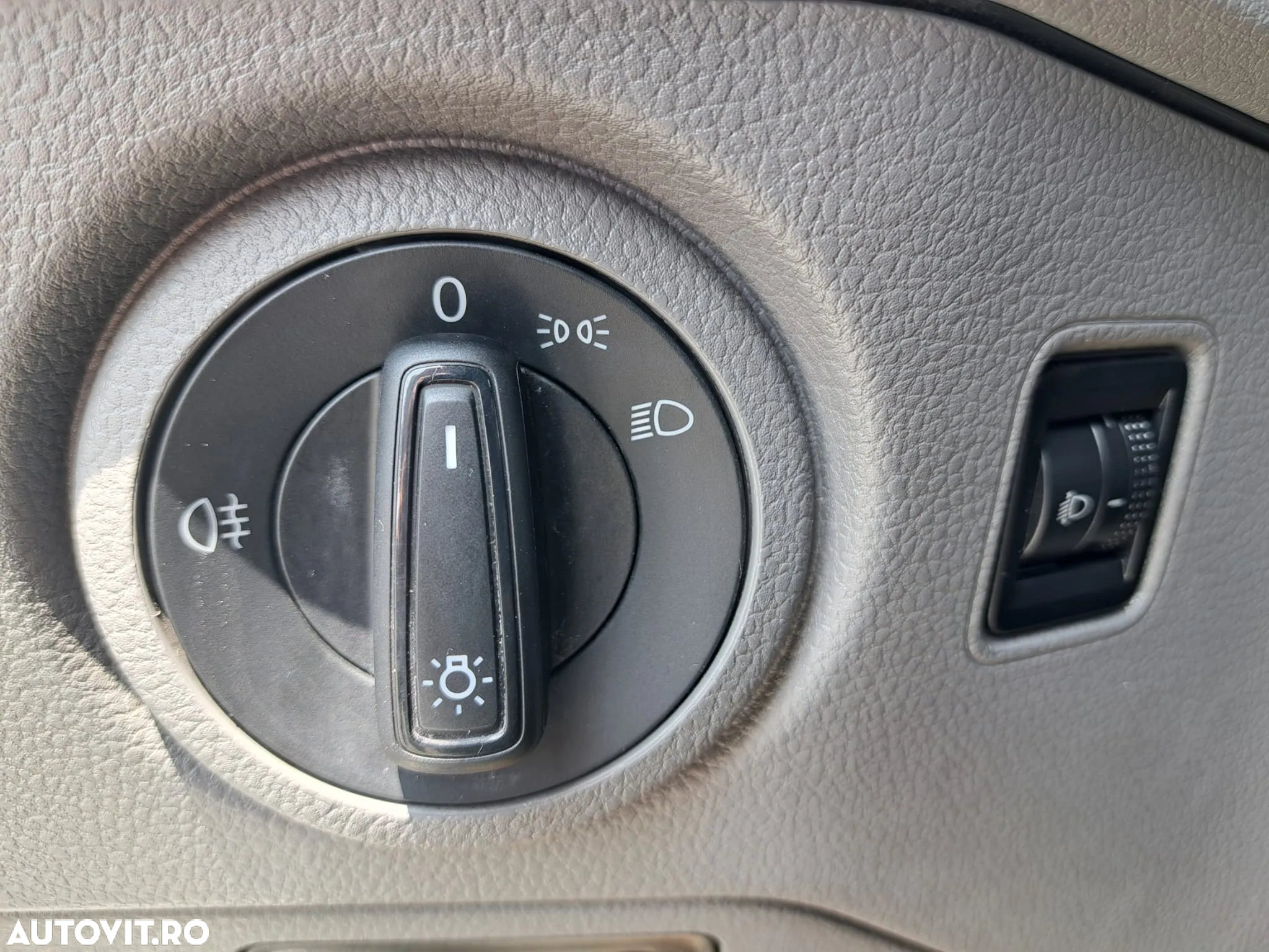 Volkswagen Crafter 3.5 CD Bena L4 FWD 103kW - 10