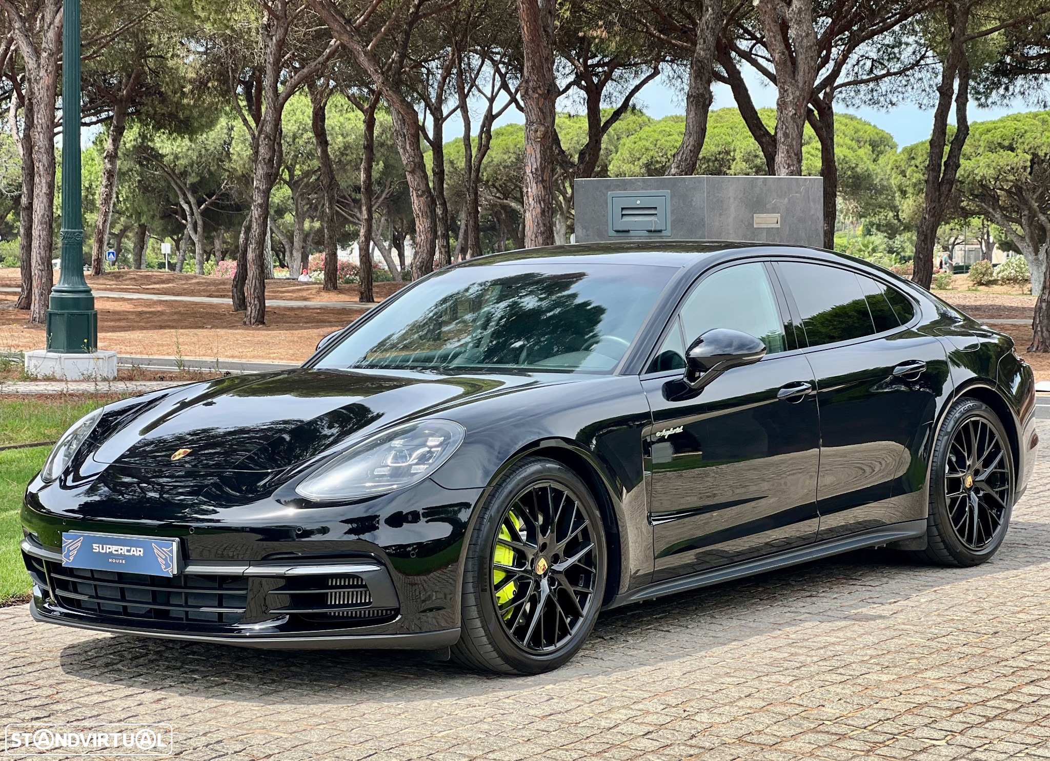 Porsche Panamera 4 E-Hybrid - 8