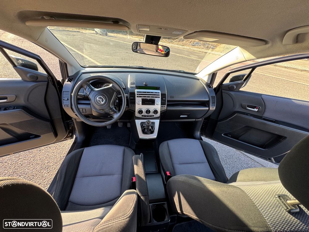 Mazda 5 - 13