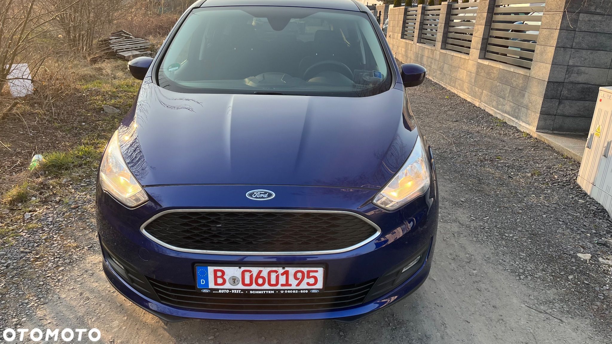Ford C-MAX 1.5 TDCi Start-Stop-System Titanium - 1