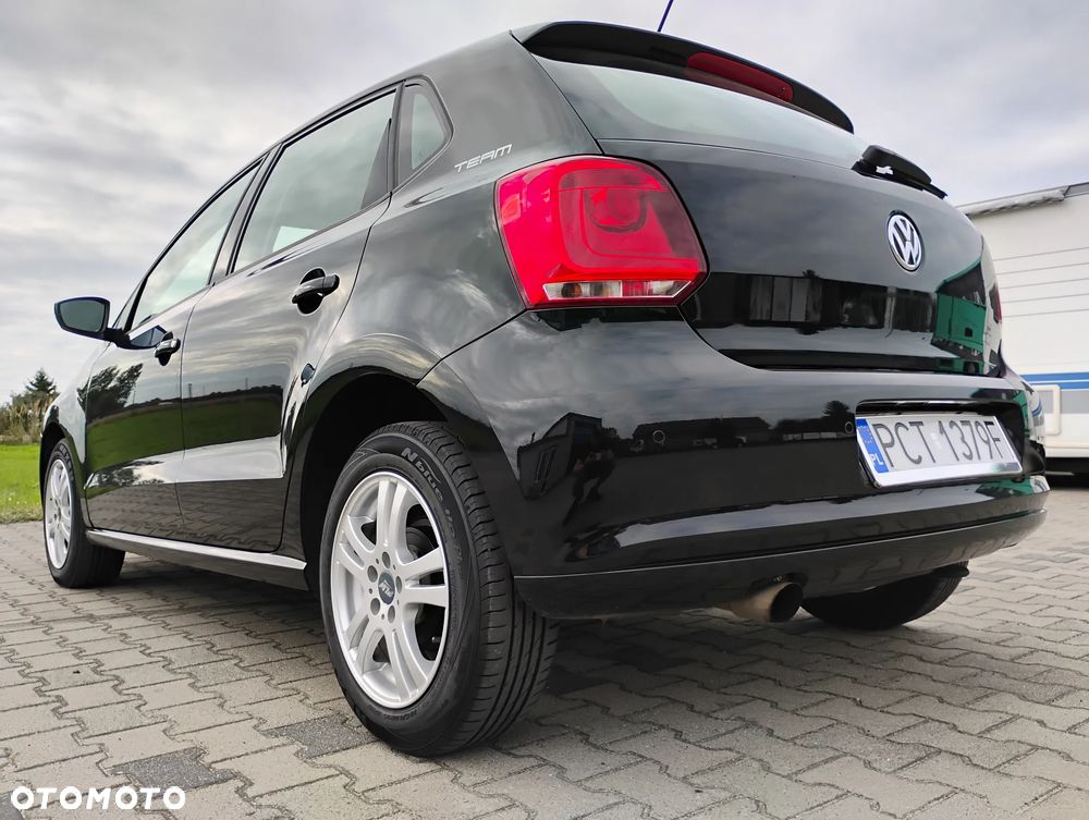 Volkswagen Polo 1.4 16V Comfortline - 5