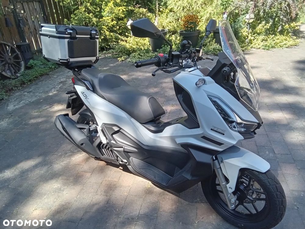 Linhai Buck 125 - 1