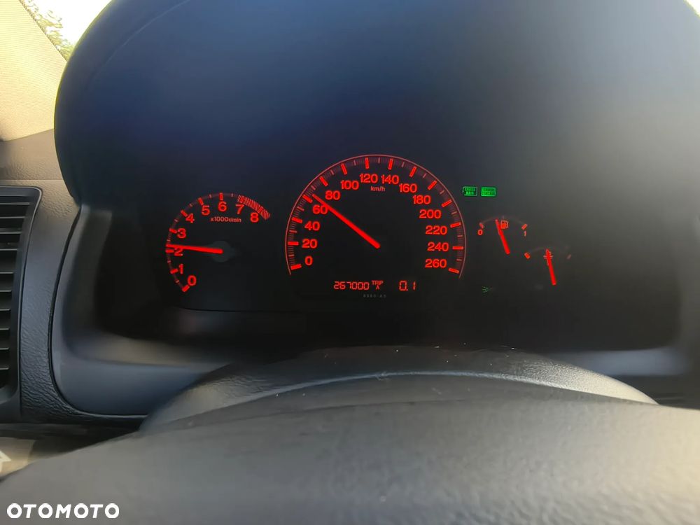 Honda Accord 2.0 Executive - 35
