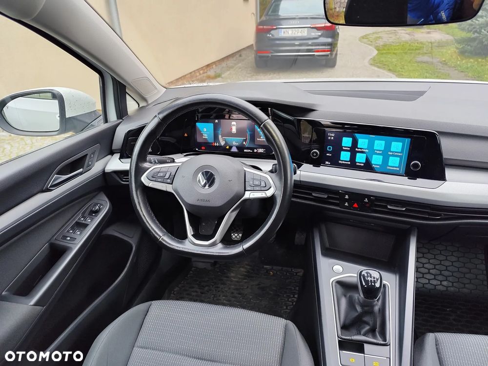 Volkswagen Golf - 12