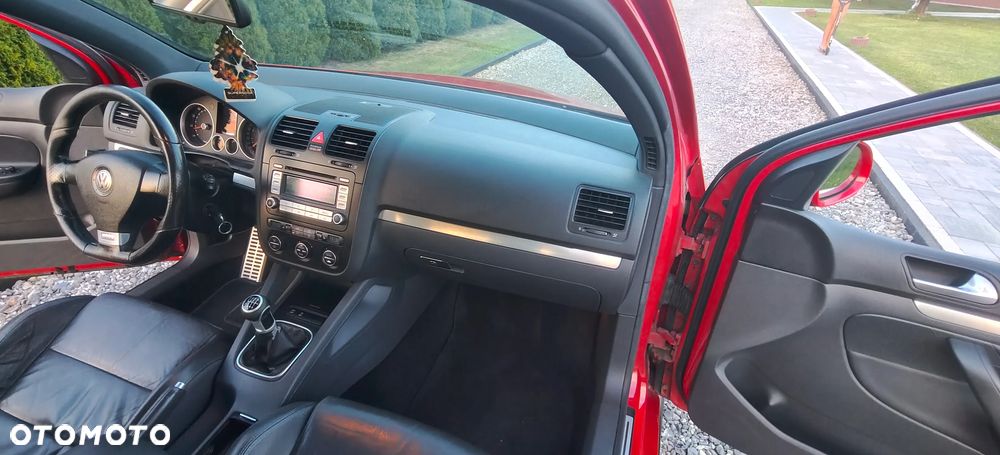 Volkswagen Golf - 13