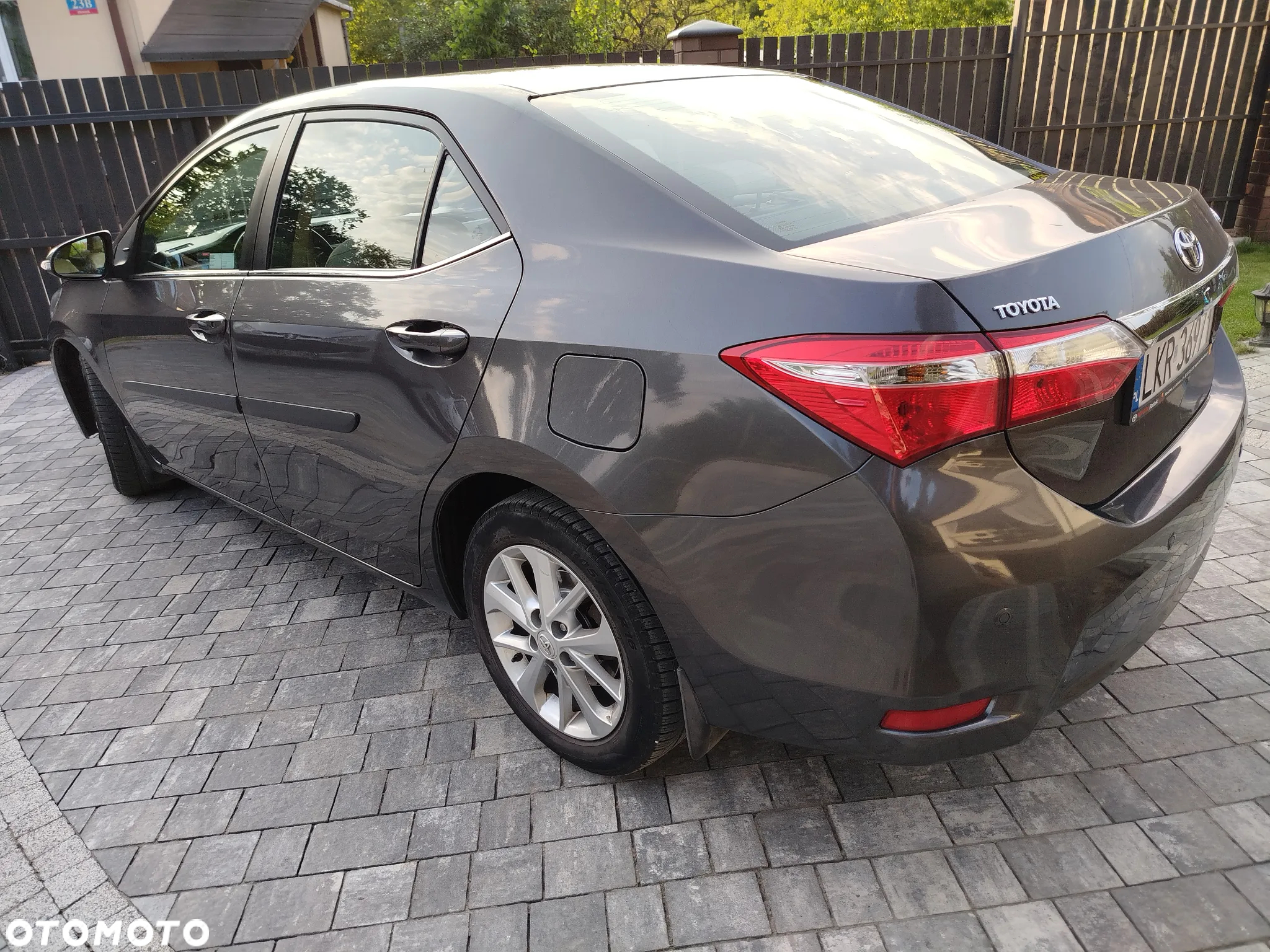 Toyota Corolla - 19