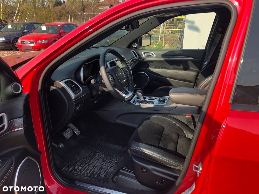Jeep Grand Cherokee Gr 6.4 V8 SRT8 EU6 - 12