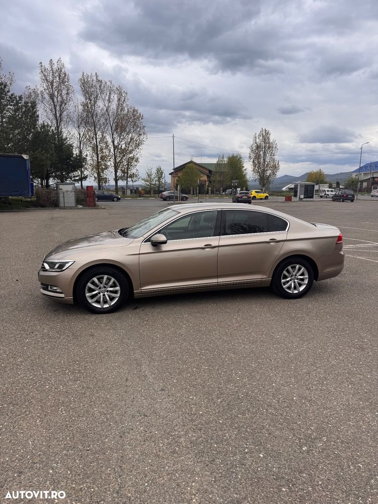 Volkswagen Passat 2.0 TDI DSG Comfortline - 4