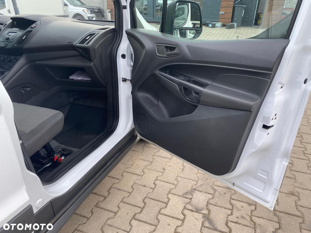 Ford CONNECT - 17
