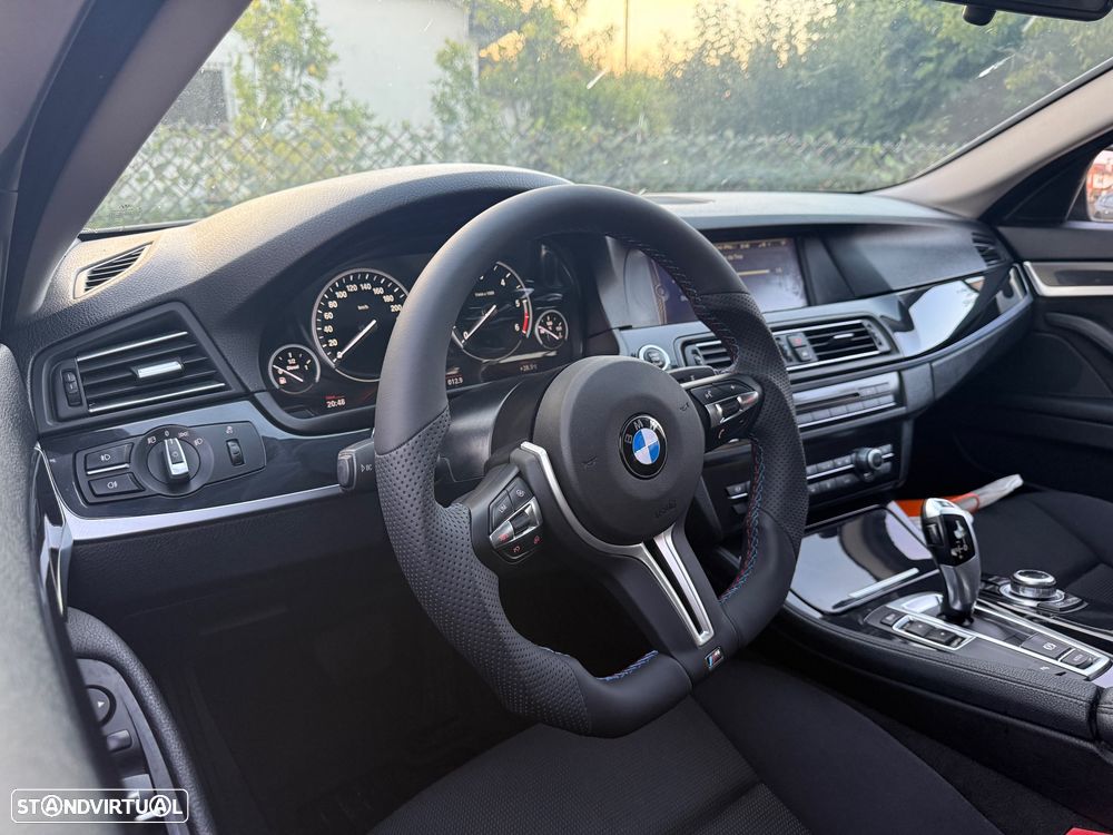 BMW 520 d Sport-Aut. - 12
