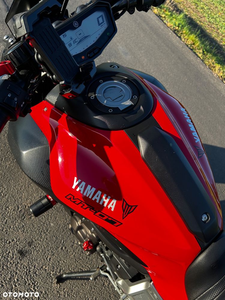 Yamaha MT - 11
