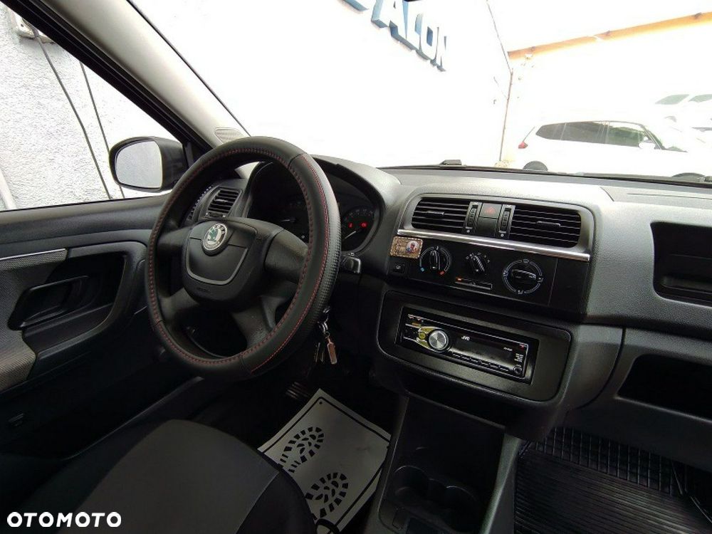 Skoda Fabia - 11
