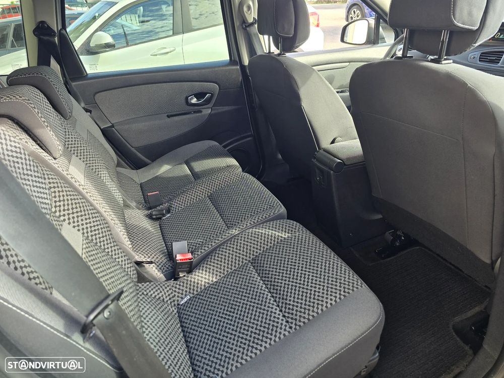 Renault Grand Scénic dCi 110 FAP Dynamique - 16