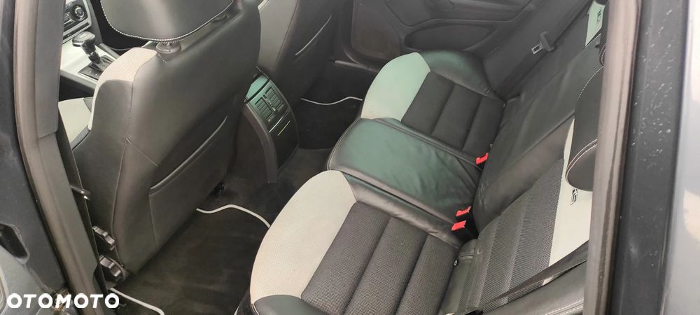 Skoda Octavia 2.0 TFSI RS DSG - 17