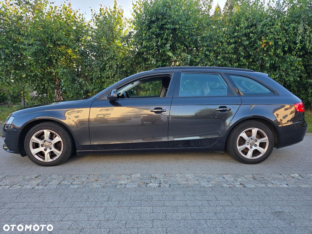 Audi A4 Avant - 8