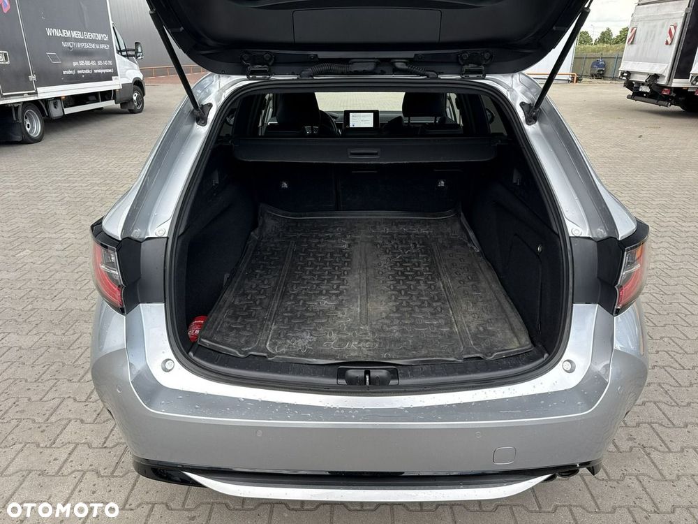 Toyota Corolla - 16