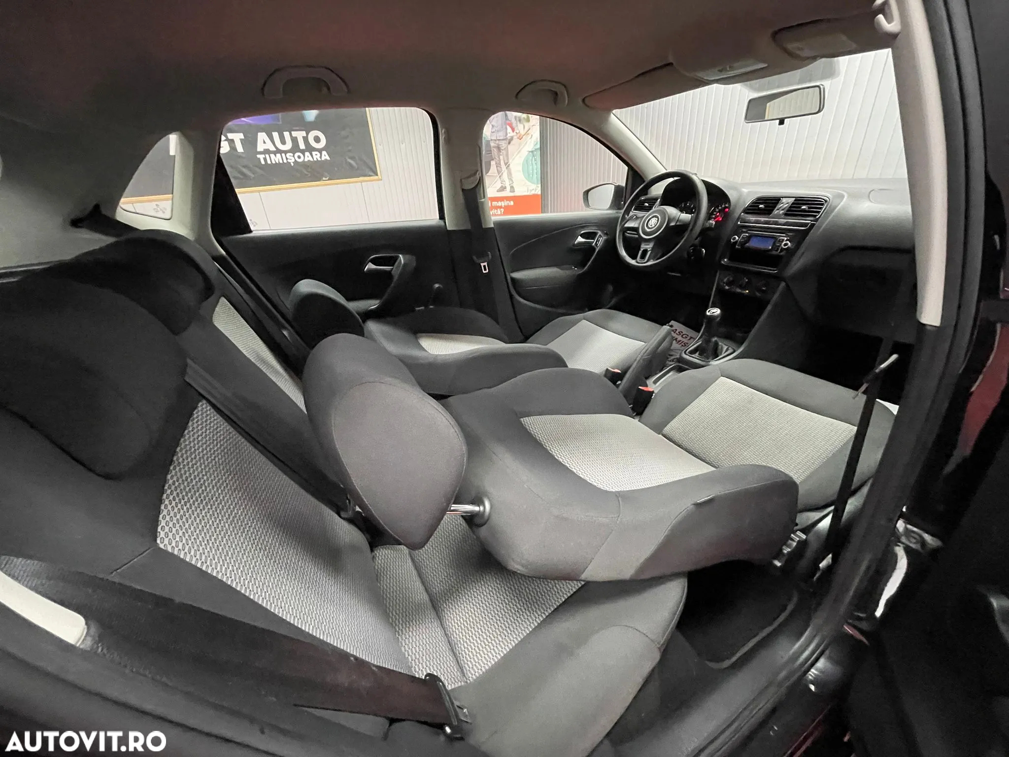 Volkswagen Polo - 15