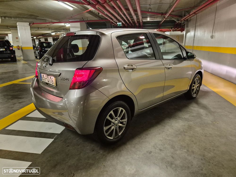 Toyota Yaris 1.0 VVT-i ACtive+AC - 11