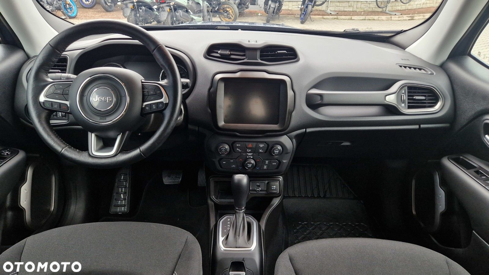 Jeep Renegade - 19