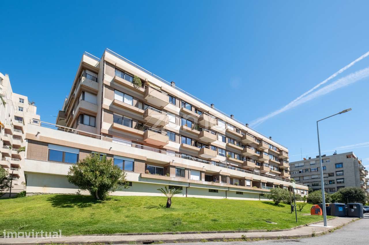 Apartamento T2 com varanda e vista desafogada sobre o rio e o mar - Grande imagem: 3/41