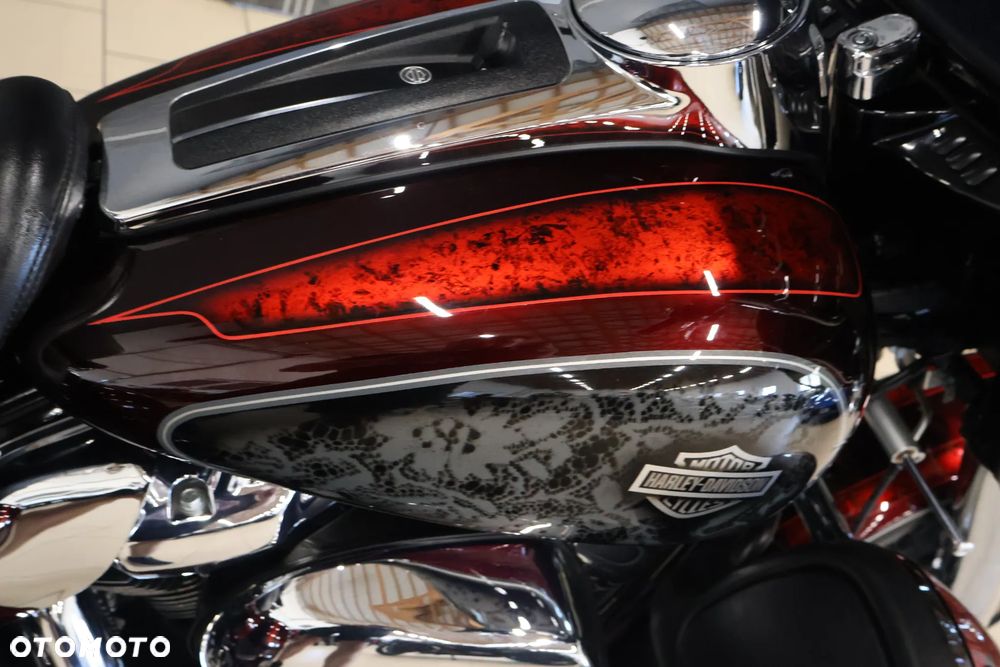 Harley-Davidson Touring Electra Glide - 13