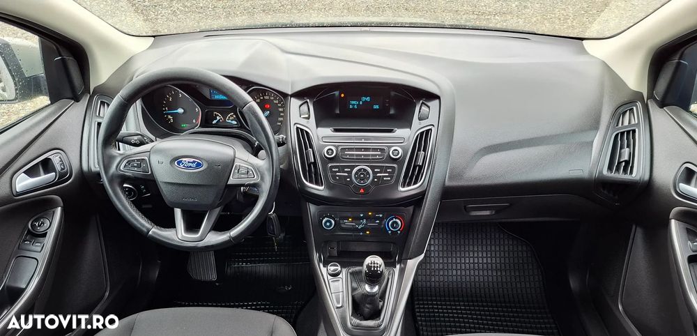 Ford Focus - 6